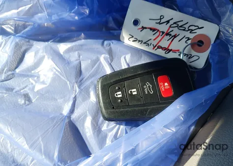 2021 Toyota Highlander Xle z USA, uszkodzony, nr VIN 5TDHZRBH2MS073633